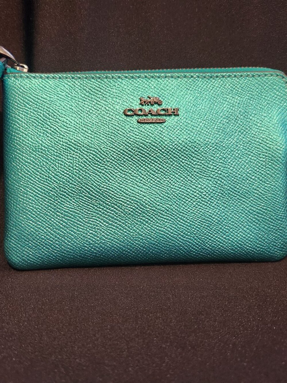 NWT Coach Corner Zip Wristlet